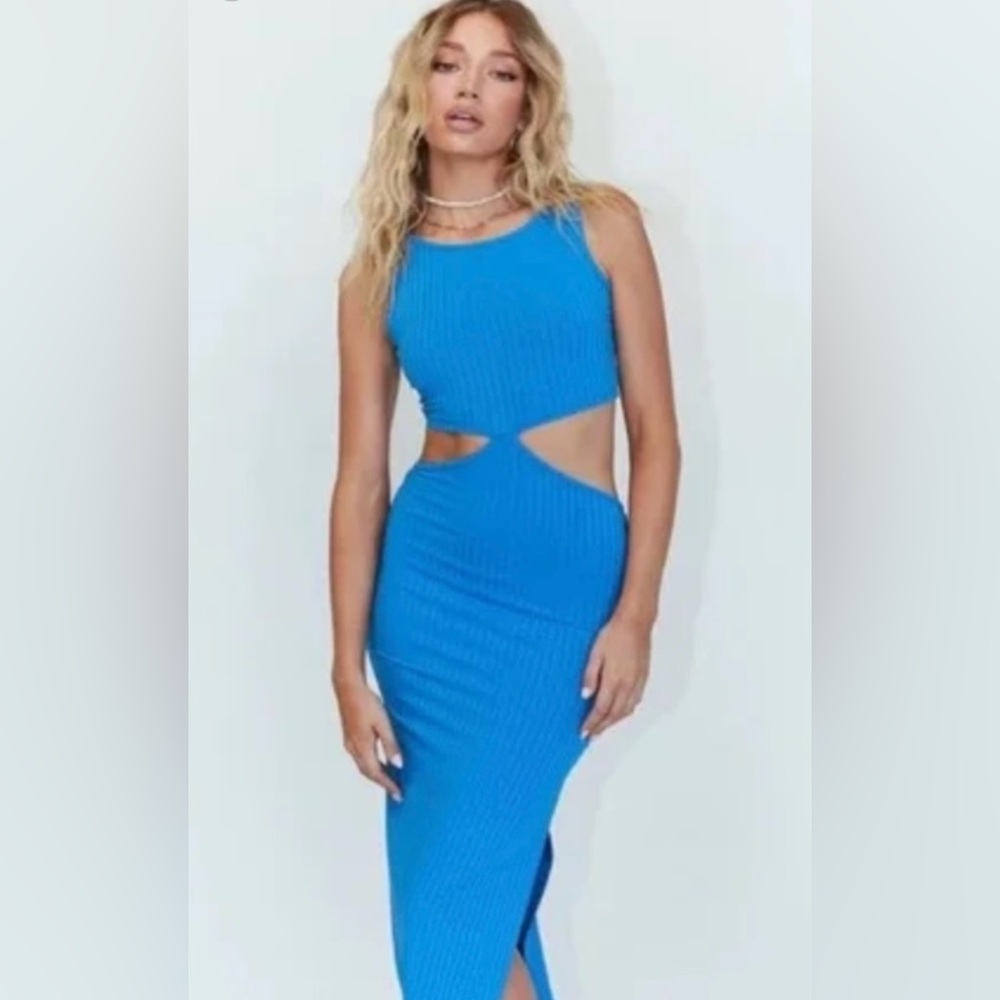 PRINCESS POLLY. MIDI dress. Blue. Size US 4. Great condition.